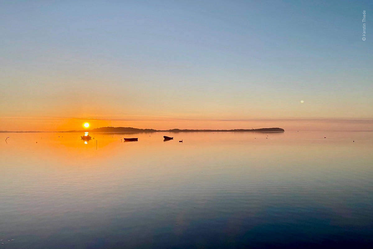 Morgensonne über der Insel Vilm